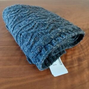 Wool blend Cable Knit Scarf